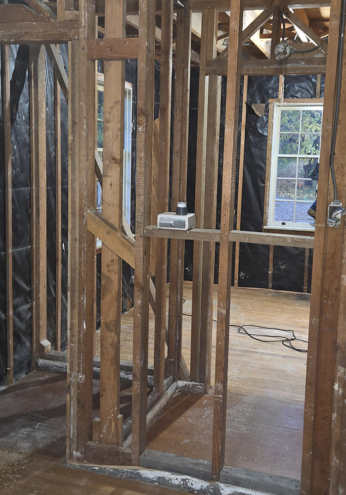 ABI-Hazmat-Mold-Air-Test-underway-after-remediation-vertical mold testing